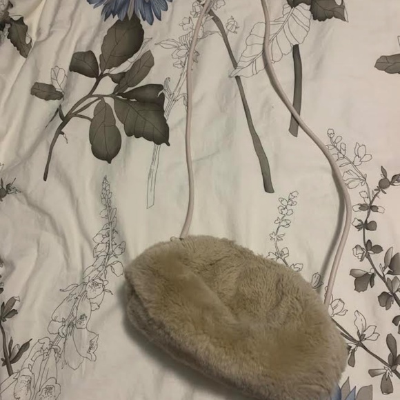 Fluffy Purse Crossbody - Picture 5 of 5